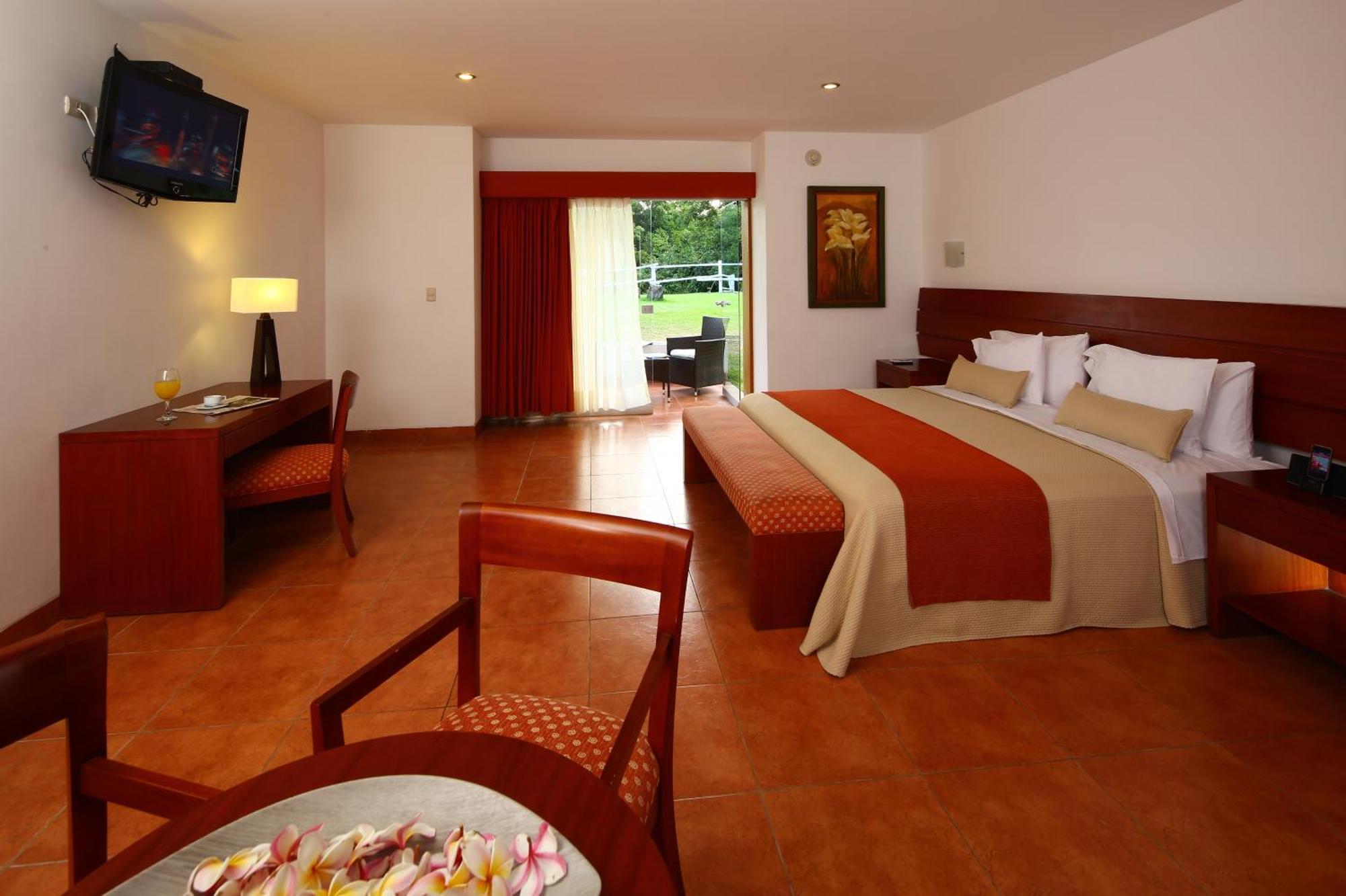 Superior King Room